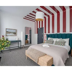 Guest house The Wellesley